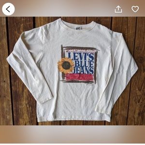 Vintage long sleeve Levi’s shirt